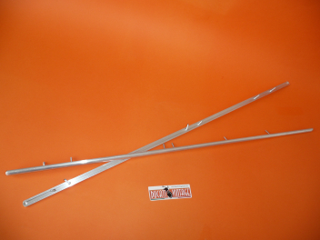 2 profili in alluminio, originali, lunghezza cm. 63 per sella DUCATI 750 GT