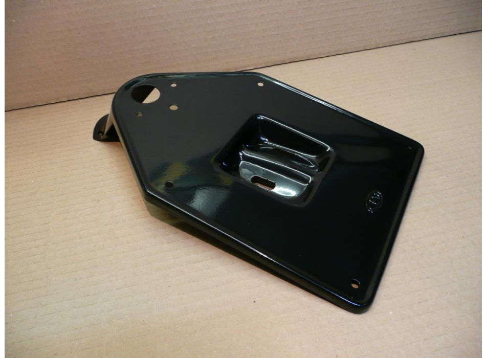 Porta targa CEV in metallo verniciato nero per Ducati GT 750 e 900 SS  '73-'77