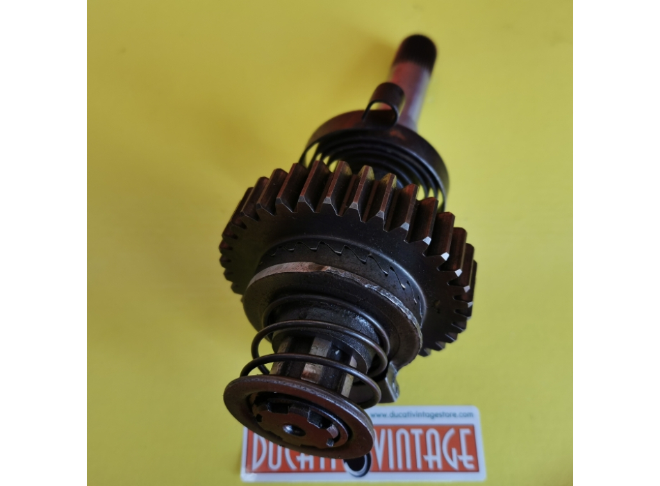 Albero messa in moto, originale usato in ottime condizioni, con molla, per tutti i monocilindrici Ducati carter larghi, Scrambler, Desmo, RT, ecc.