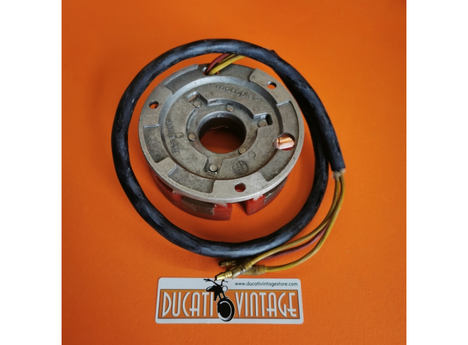 Alternatore Motoplat, ricambio originale nuovo, per tutti i monocilindrici Ducati CARTER STRETTI ad accensione a spinterogeno con volano Motoplat