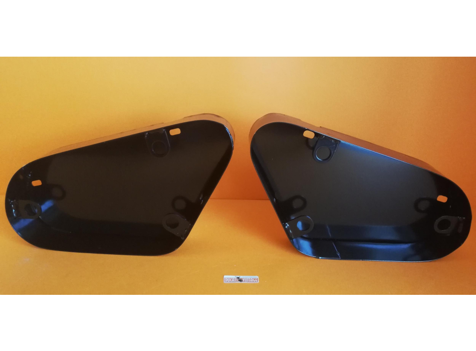 Coppia di bauletti portafiltro e portaoggetti replica per Ducati Desmo Yellow