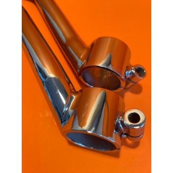 Coppia di semimanubri alti per forcella Ø 31,5 per moto DUCATI carter stretti