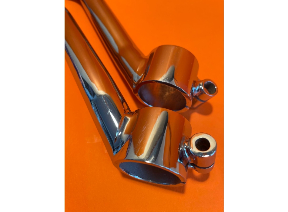 Coppia di semimanubri alti per forcella Ø 31,5 per moto DUCATI carter stretti