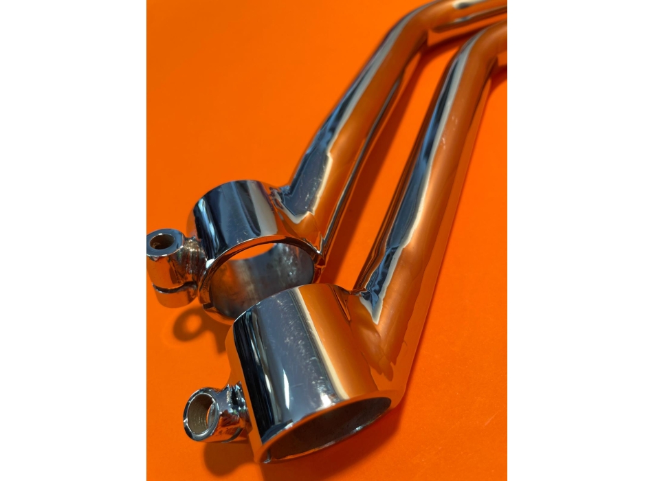 Coppia di semimanubri alti per forcella Ø 31,5 per moto DUCATI carter stretti