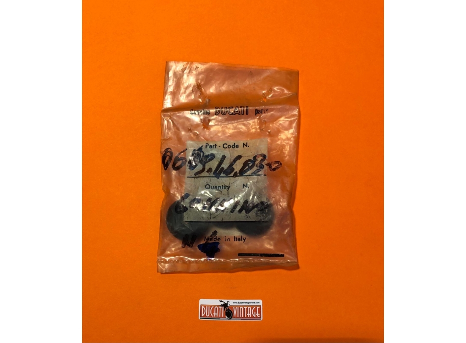 Gommino passacavo in gomma per alternatore cartel larghi