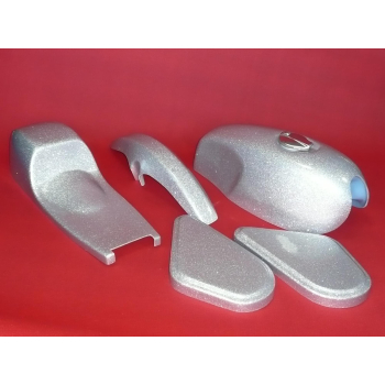 Kit Ducati Desmo Shotgun 1serbatoio 2 fianchetti 1 parafango anteriore+sella 