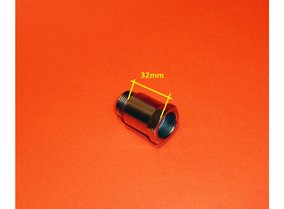 Manicotto di prolunga per tappo livello olio per tutti i monocilindrici Ducati 