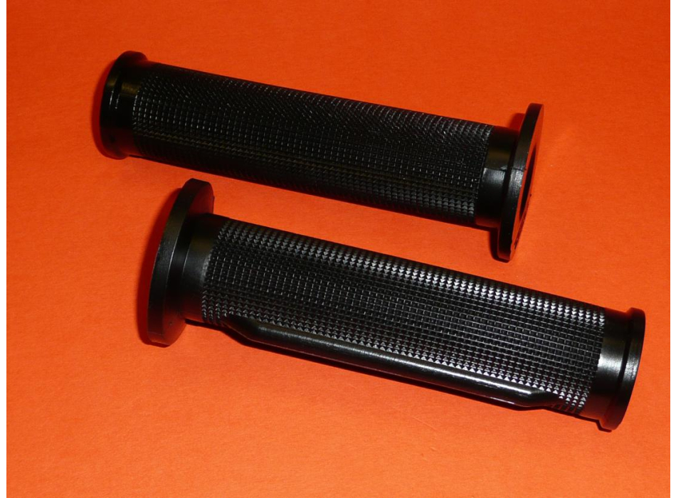 Manopole come le originali per monocilindrico Ducati Scrambler, RT, 750GT, 750S
