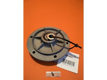 Mozzo porta corona/parastrappi originale, usato, ricondizionato in ottime condizioni, sabbiato e dotato di cuscinetti e paraolio nuovi adatto a tutte le Ducati monocilindriche 450cc