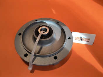 Mozzo porta corona/parastrappi originale, usato, ricondizionato in ottime condizioni, sabbiato e dotato di cuscinetti e paraolio nuovi per monocilindrici Ducati 350cc 