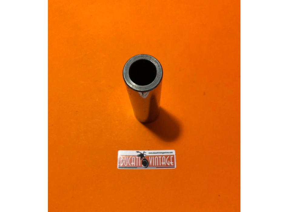 Spinotto pistone Ducati originale Ø18 × 64 mm – cod. 0602.47.450