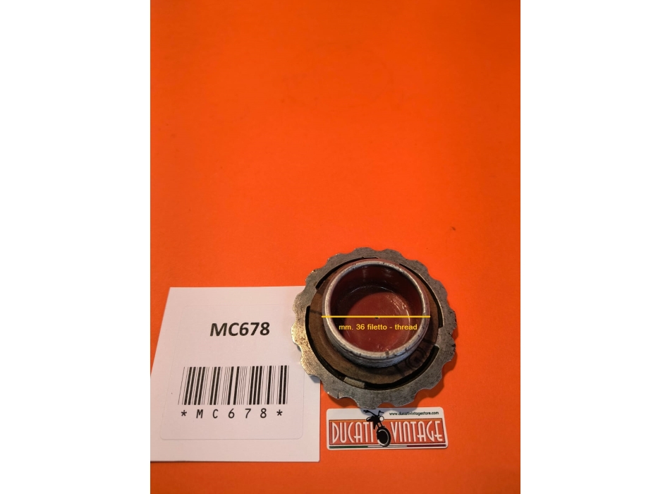 Tappo serbatoio usato buono stato misure in foto