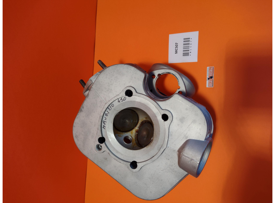Testa originale per monocilindrico Ducati carter larghi 450cc usato in stato eccellente