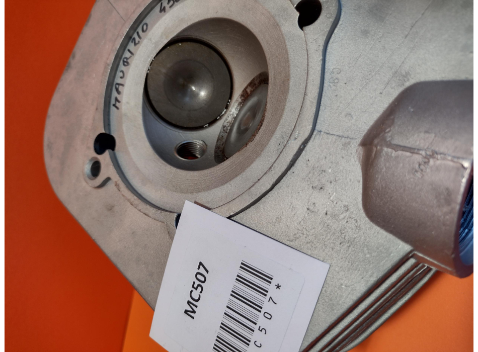 Testa originale per monocilindrico Ducati carter larghi 450cc usato in stato eccellente